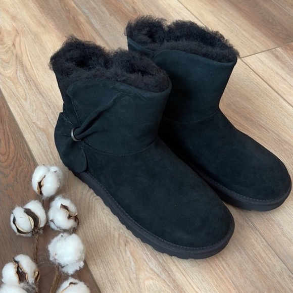 🌿UGG🌿 CLASSIC MINI TWIST BOOTS - Picture 4 of 10